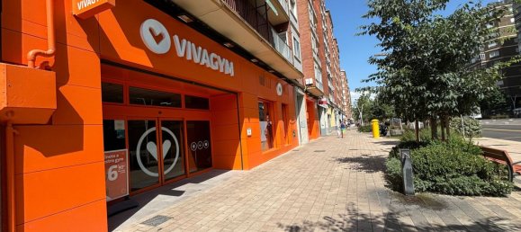 3 bedrooms Apartment in Zaragoza, Spain No. 159321 9