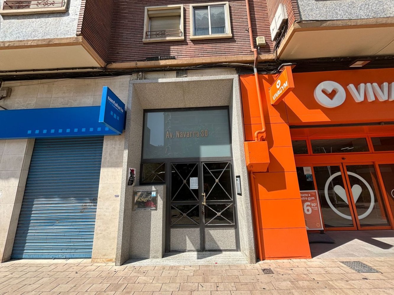 3 bedrooms Apartment in Zaragoza, Spain No. 159321