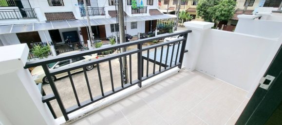 3 bedrooms Bungalow in Phuket, Thailand No. 7833 9