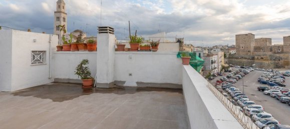 8غرفة شقة في Bari, Italy رقم 16692 3