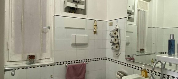 5 rooms Apartment in Genoa, Italy No. 38594 12