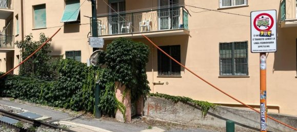 5 rooms Apartment in Genoa, Italy No. 38594 17