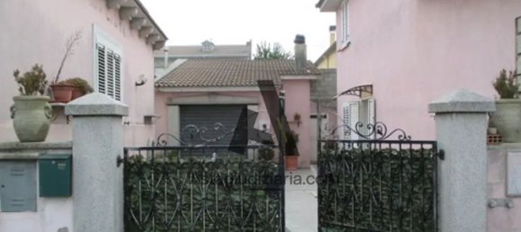 7 rooms Apartment in Buddusò, Italy No. 99673 8