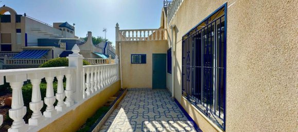 Adosado de 3 dormitorios en Torrevieja, Spain No. 147309 6