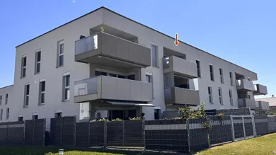 Apartamento de 2 dormitorios en Walding, Austria No. 230152