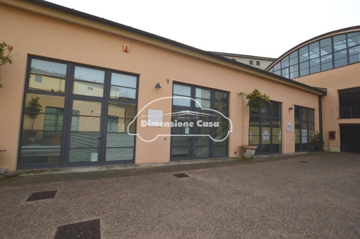 3 bedrooms Apartment in Lucca, Italy No. 293213