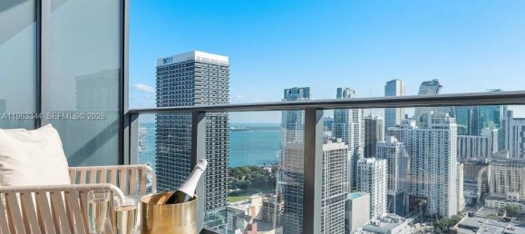 1 Schlafzimmer Gewerbliche Immobilien in Miami, USA, Nr. 615567 8