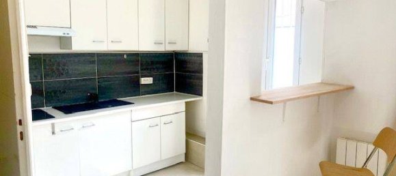 Studio à Marseille, France No. 328003 3