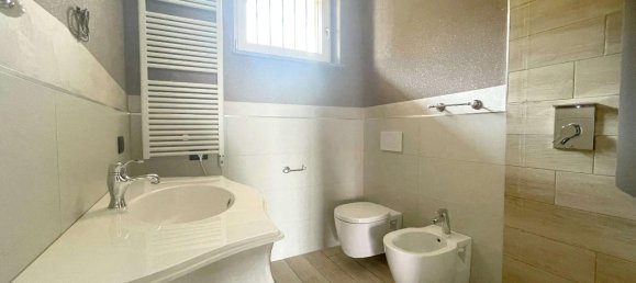 Villa de 4 divisões em Bregnano, Italy N.º 175158 6