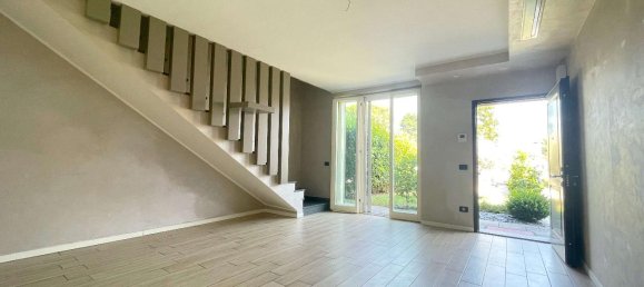 Villa de 4 divisões em Bregnano, Italy N.º 175158 5