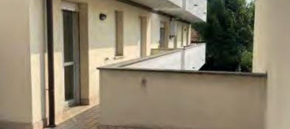 3-salle Appartement à Giussano, Italy No. 105739 18