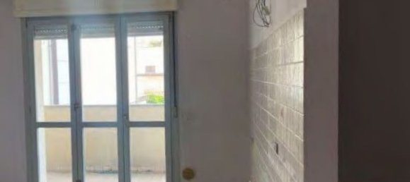 3-salle Appartement à Giussano, Italy No. 105739 28