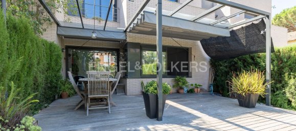 5 bedrooms House in Premia De Mar, Spain No. 133990 45