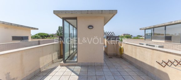 5 bedrooms House in Premia De Mar, Spain No. 133990 38