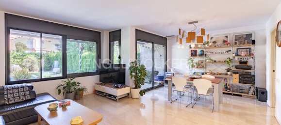 5 bedrooms House in Premia De Mar, Spain No. 133990 12