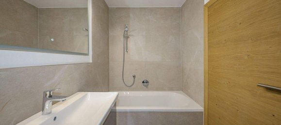 4 rooms Penthouse in Kitzbuhel, Austria No. 115549 12