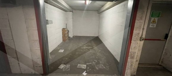 1 room Garage in Rome, Italy No. 34545 16