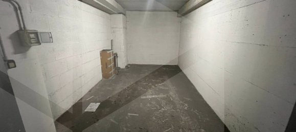 1 room Garage in Rome, Italy No. 34545 18