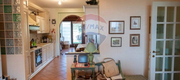 7-Zimmer Wohnung in Montemarciano, Italy, Nr. 7063 7