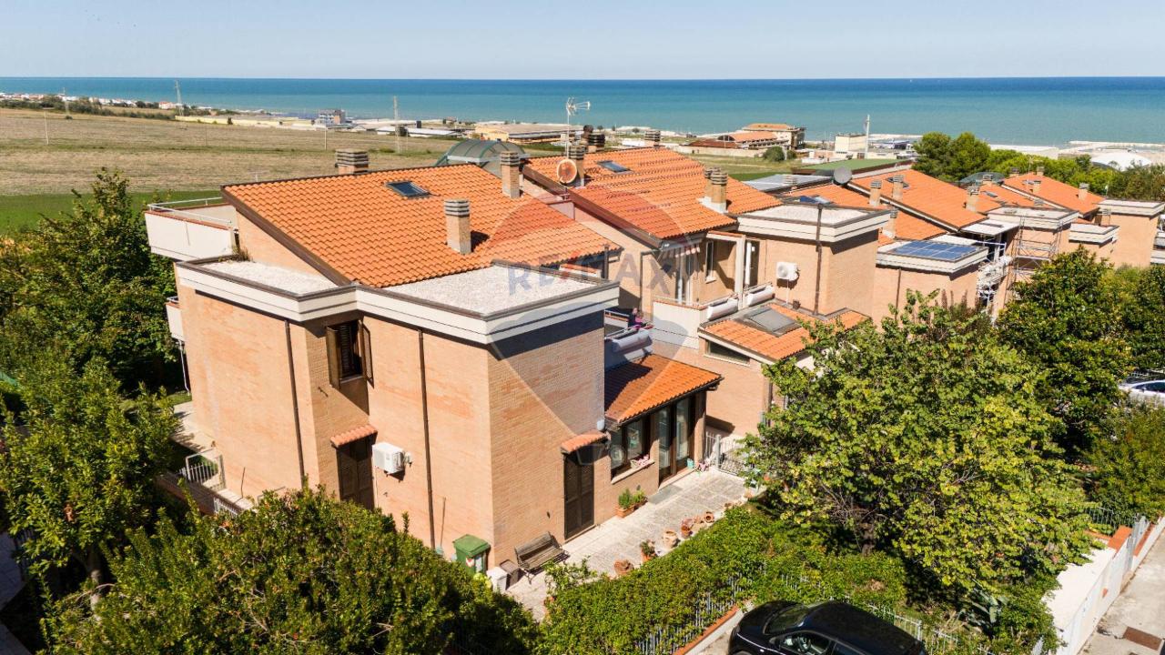 7-Zimmer Wohnung in Montemarciano, Italy, Nr. 7063