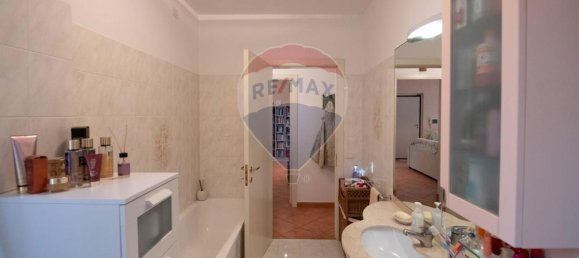 7-Zimmer Wohnung in Montemarciano, Italy, Nr. 7063 16