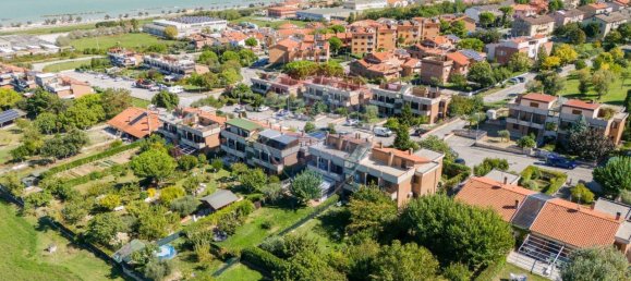 7-Zimmer Wohnung in Montemarciano, Italy, Nr. 7063 39