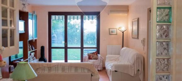 7-Zimmer Wohnung in Montemarciano, Italy, Nr. 7063 2