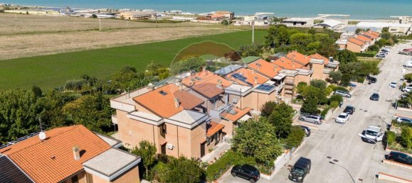 7-Zimmer Wohnung in Montemarciano, Italy, Nr. 7063 38