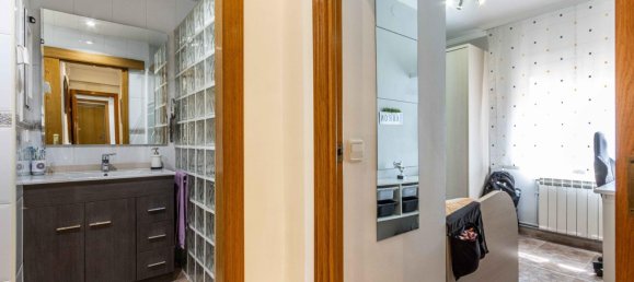 4 bedrooms Apartment in Sabadell, Spain No. 165578 32