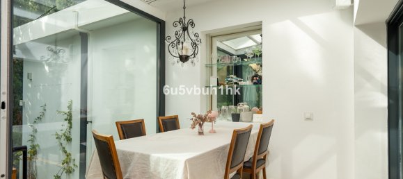 5 bedrooms Villa in Marbella, Spain No. 217449 8