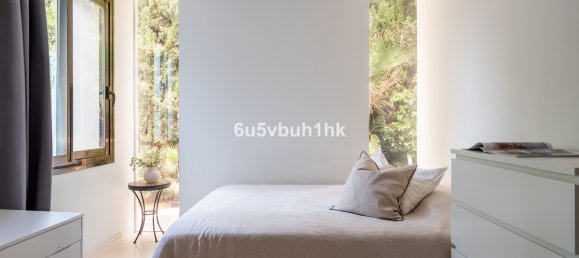 5 bedrooms Villa in Marbella, Spain No. 217449 19