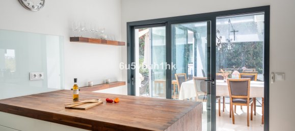 5 bedrooms Villa in Marbella, Spain No. 217449 7