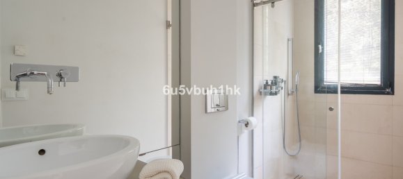 5 bedrooms Villa in Marbella, Spain No. 217449 20