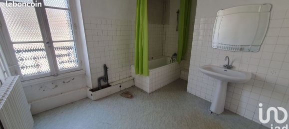 4 rooms Townhouse in Crezancy, France No. 75514 5