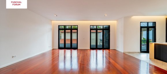 Villa de 3 dormitorios en Funchal, Portugal No. 115618 4