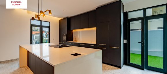 Villa de 3 dormitorios en Funchal, Portugal No. 115618 8