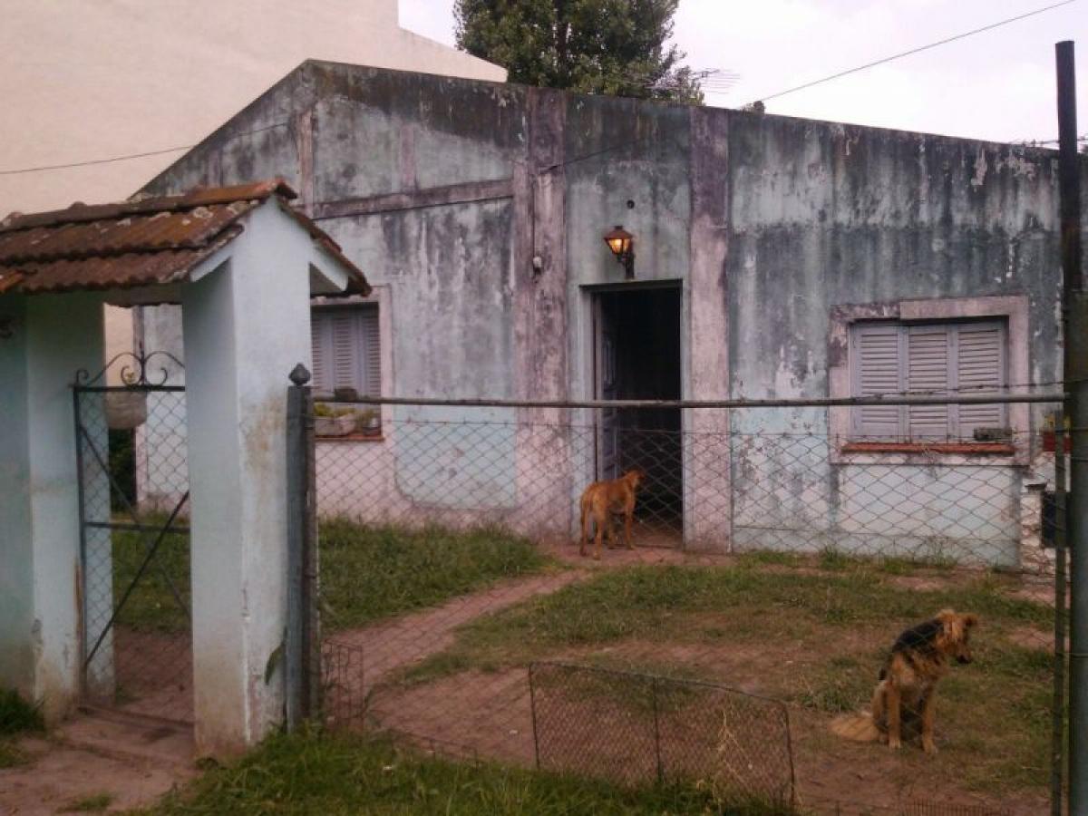 Grundstück in San Miguel, Argentina, Nr. 34485