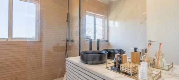 7 bedrooms House in Braga, Portugal No. 38463 17