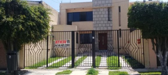 Casa de 3 dormitorios en Querétaro, Mexico No. 162203 2