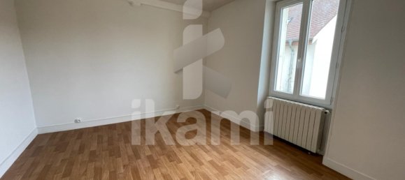 2 bedrooms Villa in Sermaises, France No. 86018 9