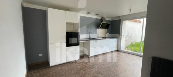 2 bedrooms Villa in Sermaises, France No. 86018 3