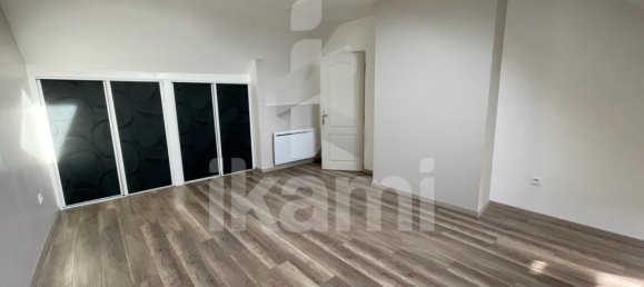 2 bedrooms Villa in Sermaises, France No. 86018 10