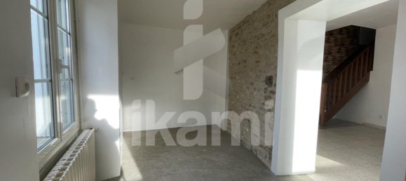 2 bedrooms Villa in Sermaises, France No. 86018 2