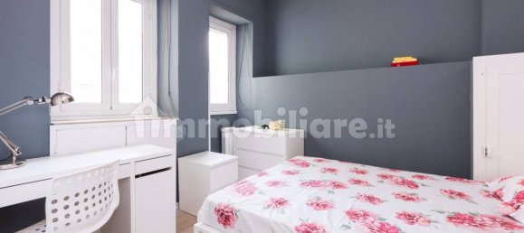 5 bedrooms Apartment in Rome, Italy No. 128631 3