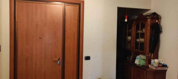 2 bedrooms Apartment in Pomezia, Italy No. 16323 4