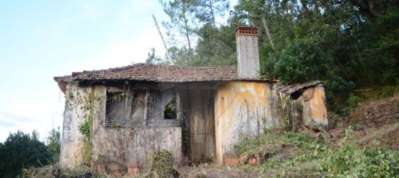 2 bedrooms House in Macas de Dona Maria, Portugal No. 27045 3