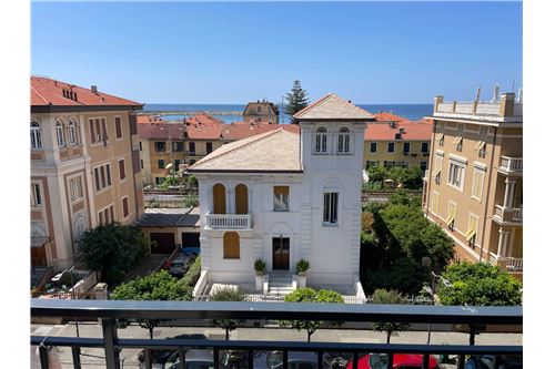 2 bedrooms Apartment in Chiavari, Italy No. 289498