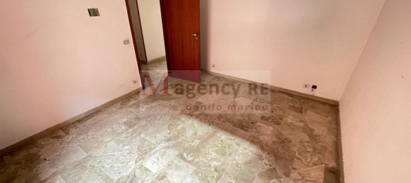 4 rooms Apartment in Reggio Calabria, Italy No. 70436 11