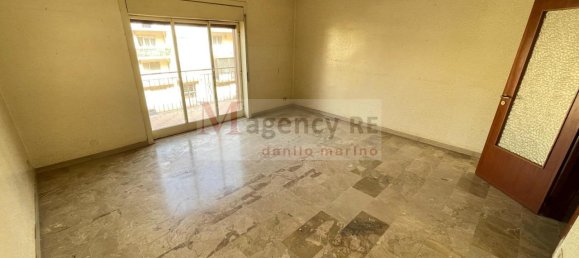 4 rooms Apartment in Reggio Calabria, Italy No. 70436 5