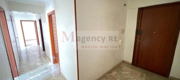 4 rooms Apartment in Reggio Calabria, Italy No. 70436 19